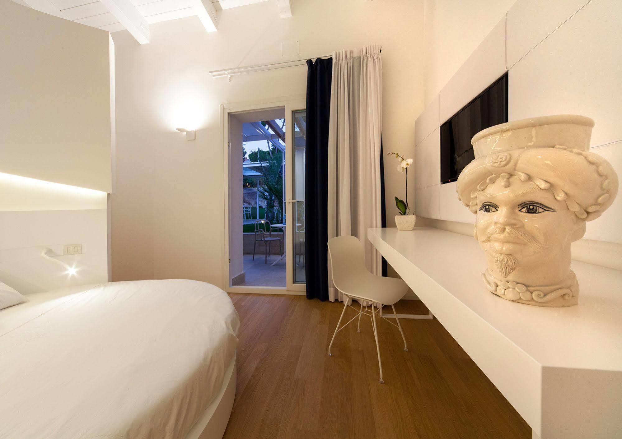 Calapetra Resort Fontane Bianche Εξωτερικό φωτογραφία