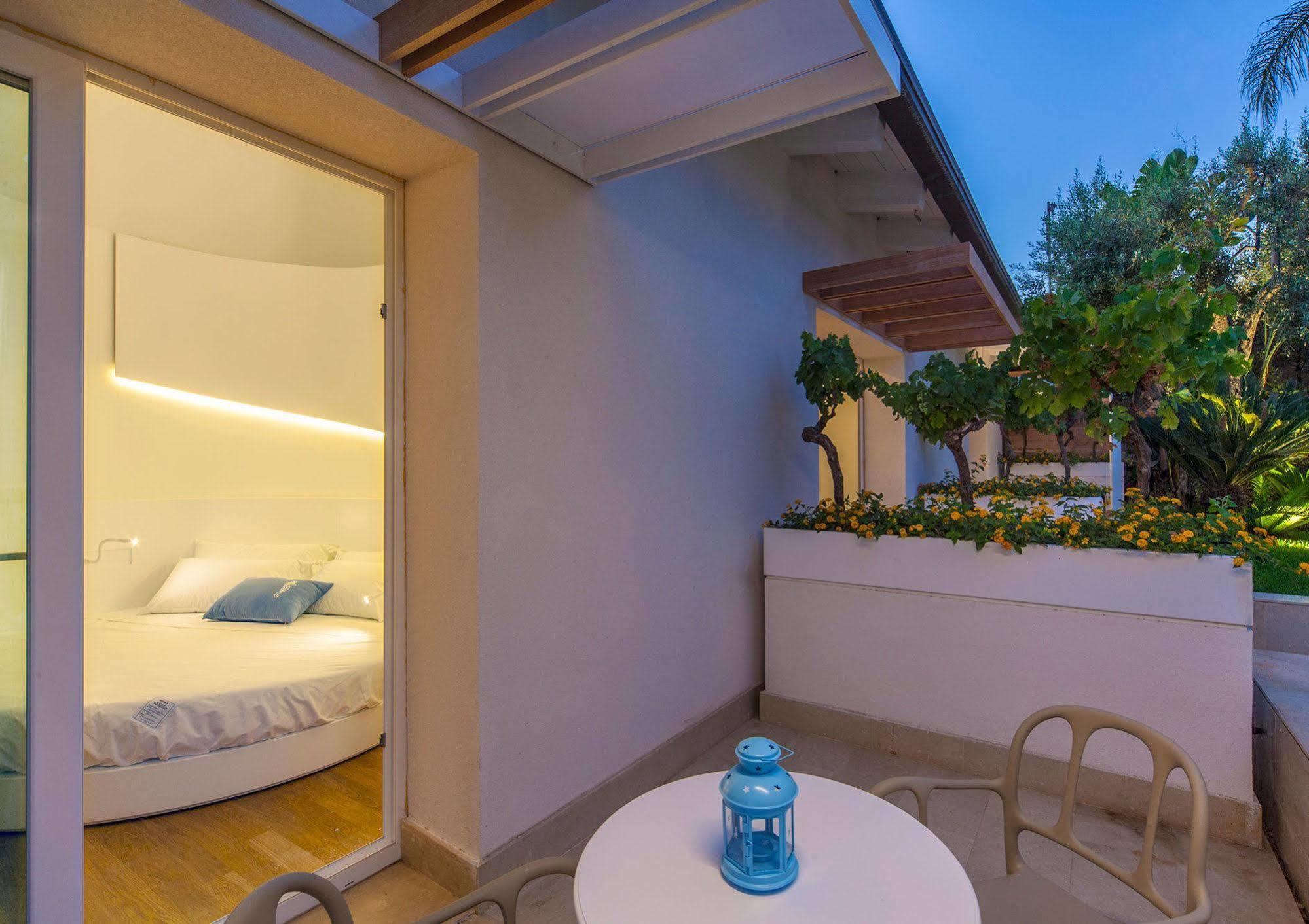 Calapetra Resort Fontane Bianche Εξωτερικό φωτογραφία
