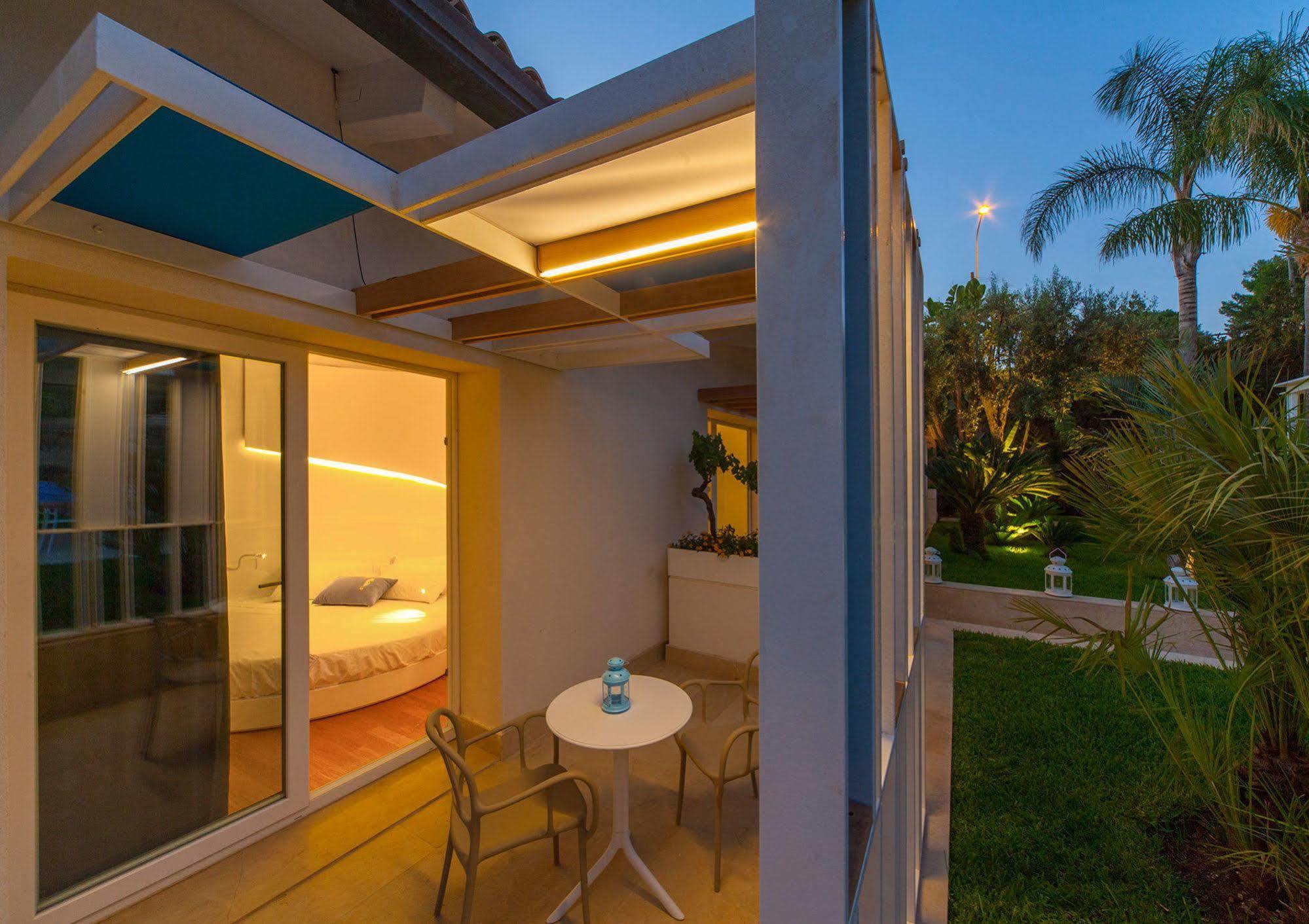Calapetra Resort Fontane Bianche Εξωτερικό φωτογραφία