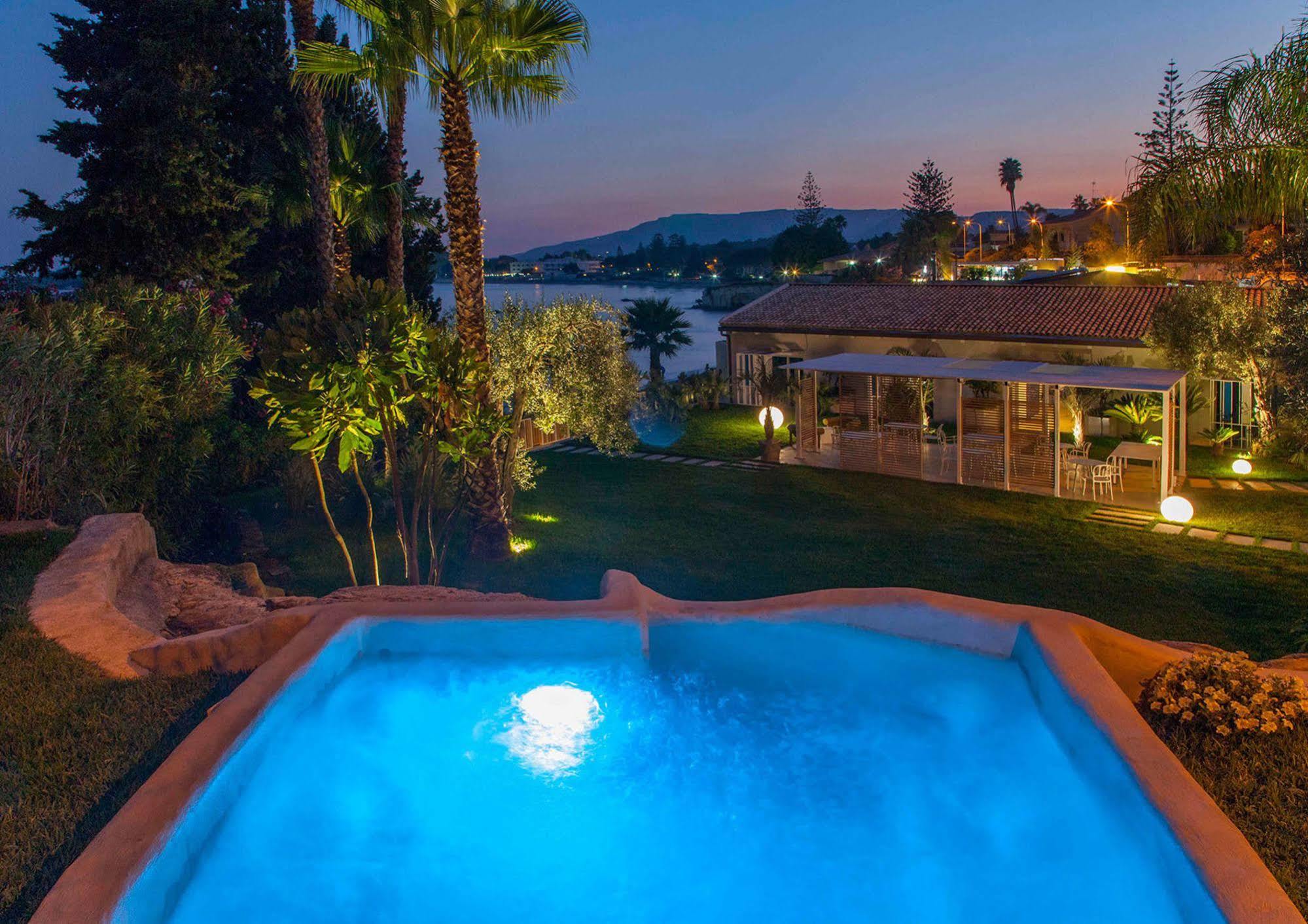 Calapetra Resort Fontane Bianche Εξωτερικό φωτογραφία